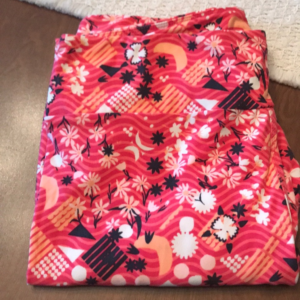 EUC Lularoe leggings